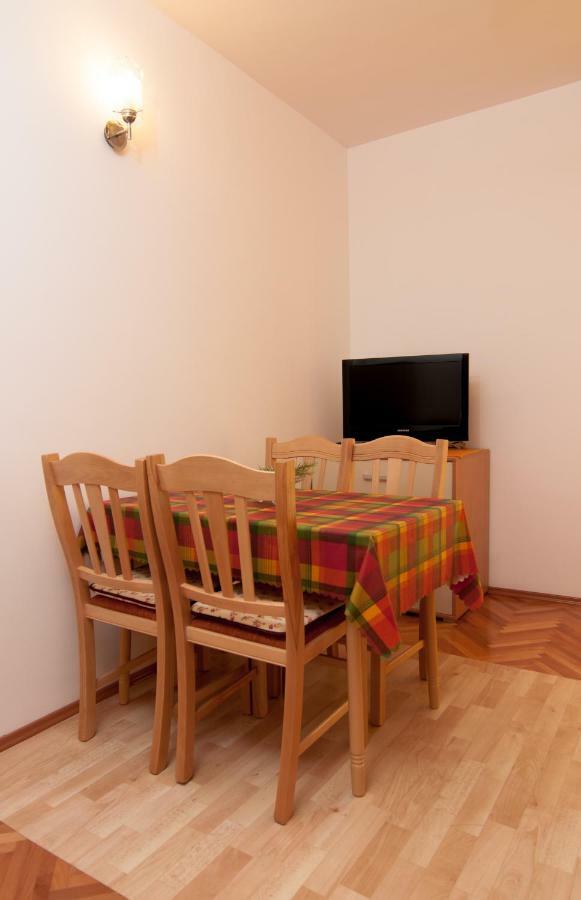 Apartmani Galija Pisak Eksteriør bilde